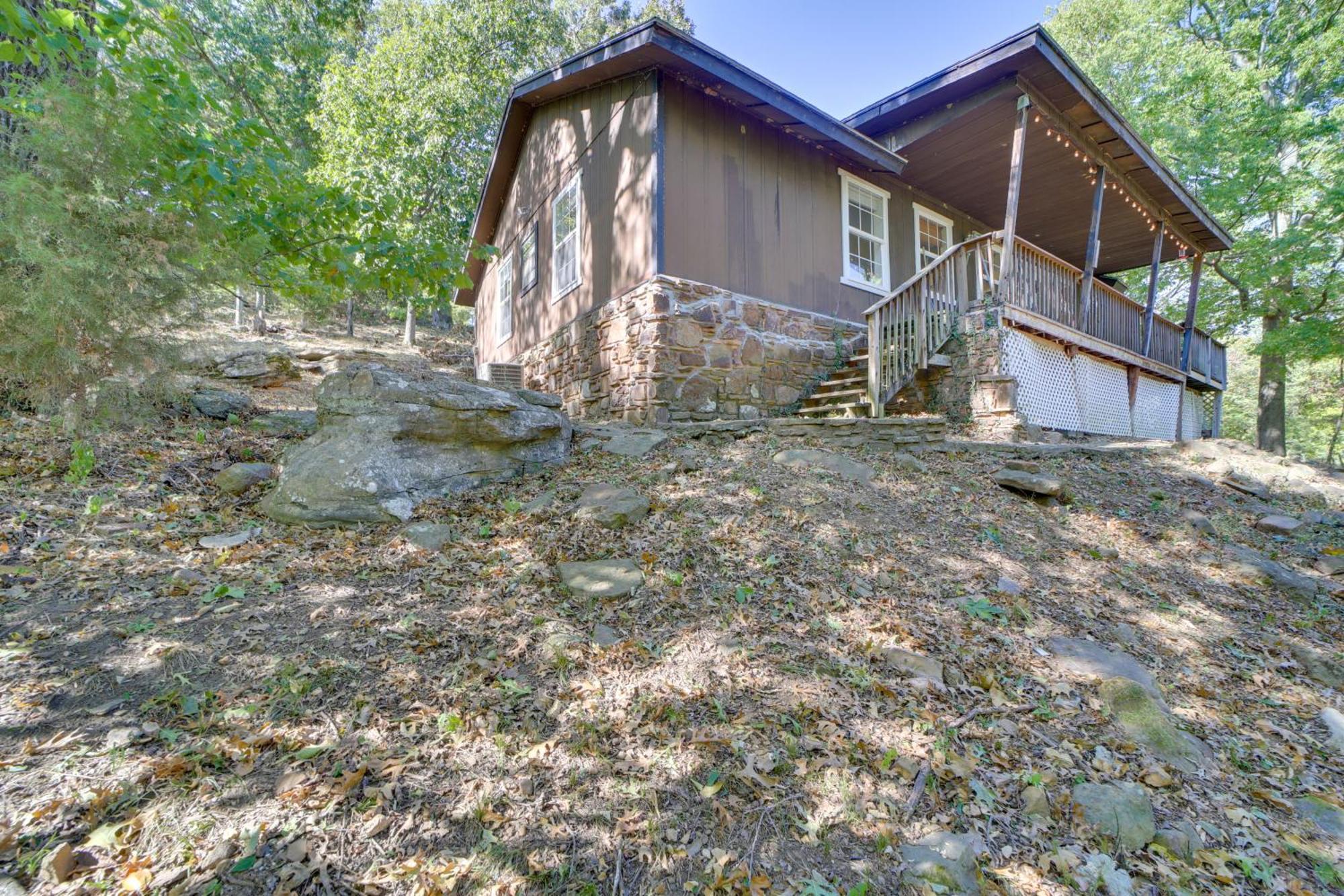 Secluded Vian Retreat Close To Tenkiller Lake Екстериор снимка